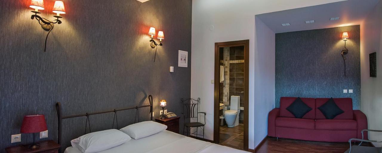 Polys Guest House Katachás 外观 照片