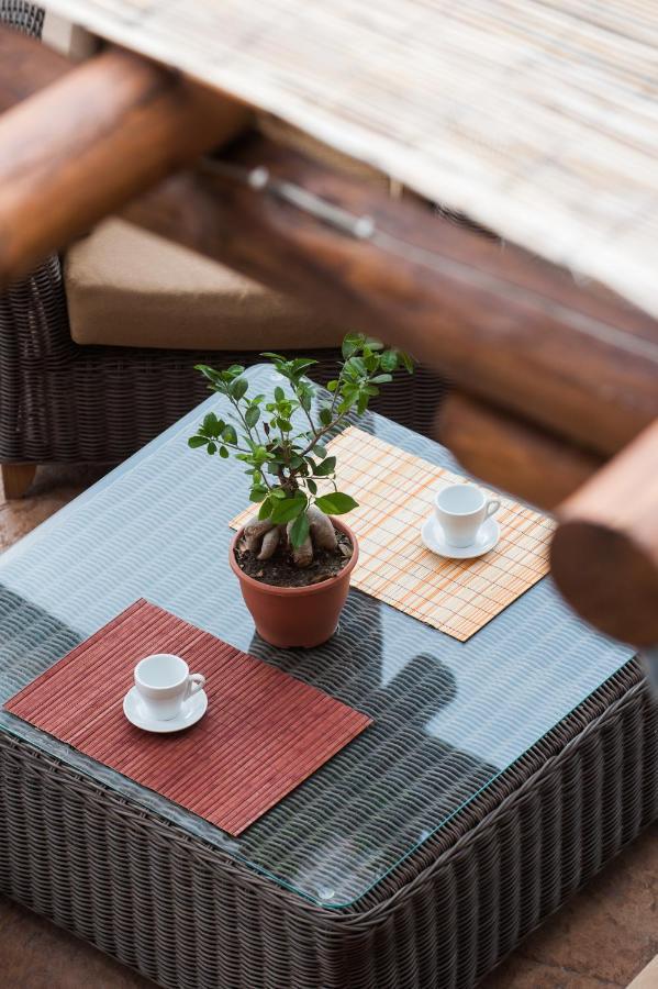 Polys Guest House Katachás 外观 照片